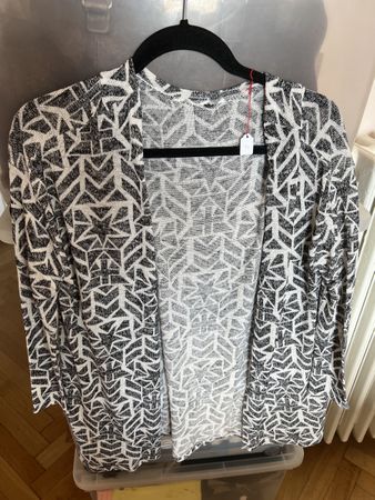 Gilet « étoiles » Zara noir et blanc